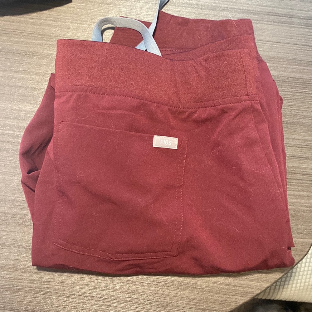 Figs Womens XL high waisted pants maroon/wine